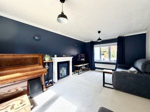 Living Room- click for photo gallery